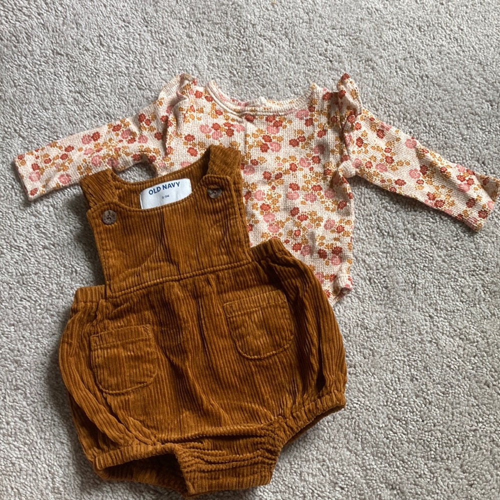 Old Navy Bubble romper and top 0-3 months